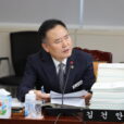 김건안 의원, 통합시에 교육 법정전입금 미편성 강력 질타