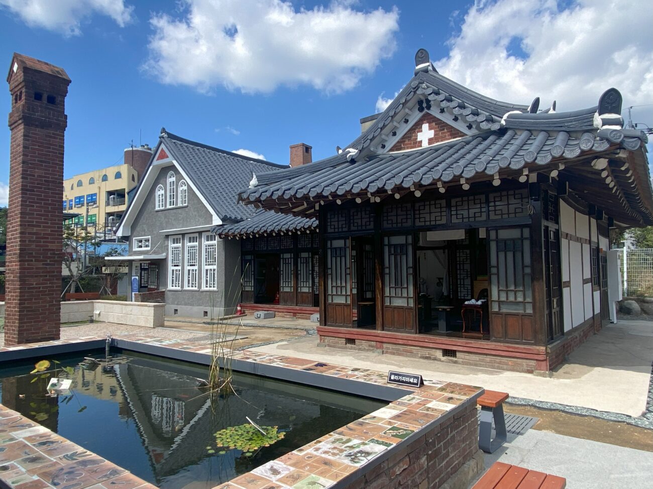 동구인문학당, 광주비엔날레 파빌리온 전시 참여