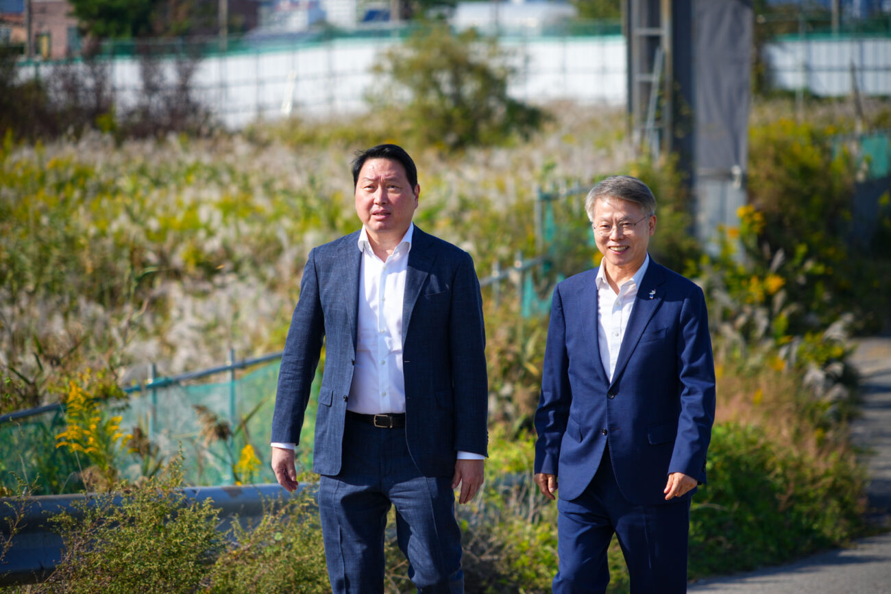 최태원 SK그룹 회장, “광주 반도체공장 최대한 빠른 속도로 건설”
